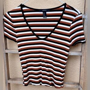 FOREVER 21 STRIPED CROP TEE